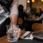 Agua por conta da casa