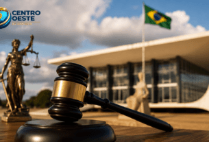 Moraes suspende lei